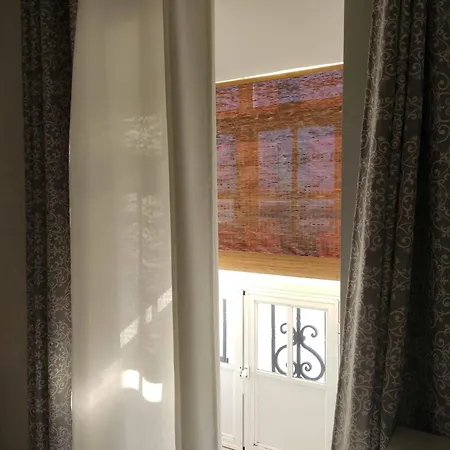 Casa Correos Apartment